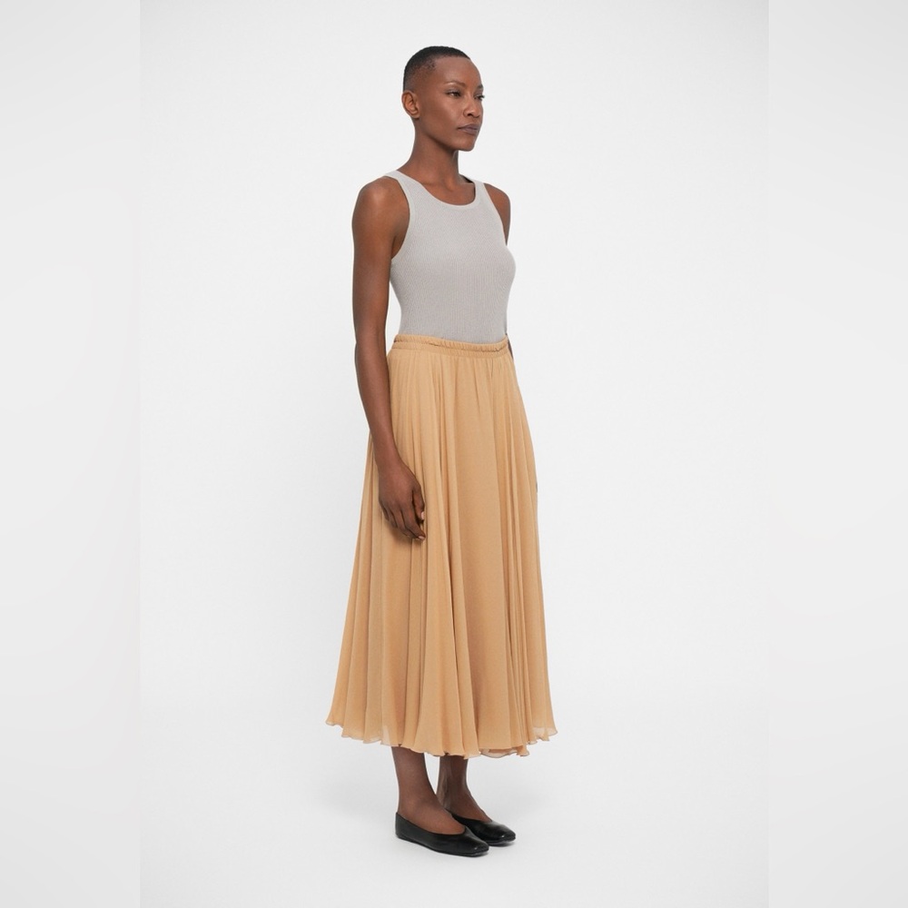Max Mara Marella Brado Skirt. NWT. Size 6. MSRP $445. Call Out PULL Thread (Pic)